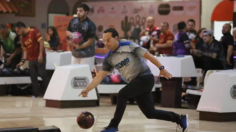 Los mejores bolichistas del país en el Durango Open 